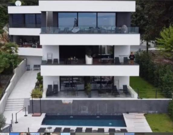غييكا Aparthotel Villa V With Heated Pool المظهر الخارجي الصورة