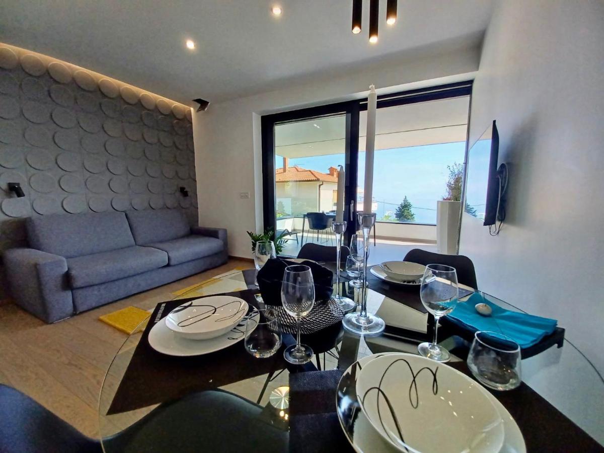 غييكا Aparthotel Villa V With Heated Pool المظهر الخارجي الصورة